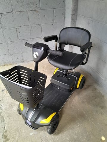 rascal velumili is a lightweight, portable mobility scooter rascal velumili is a lightweight, portable mobility scooter