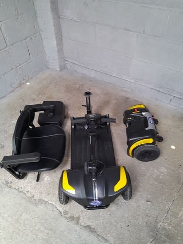 rascal velumili is a lightweight, portable mobility scooter rascal velumili is a lightweight, portable mobility scooter