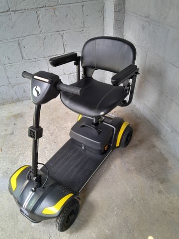 rascal velumili is a lightweight, portable mobility scooter rascal velumili is a lightweight, portable mobility scooter