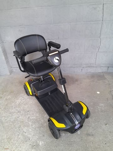 rascal velumili is a lightweight, portable mobility scooter rascal velumili is a lightweight, portable mobility scooter