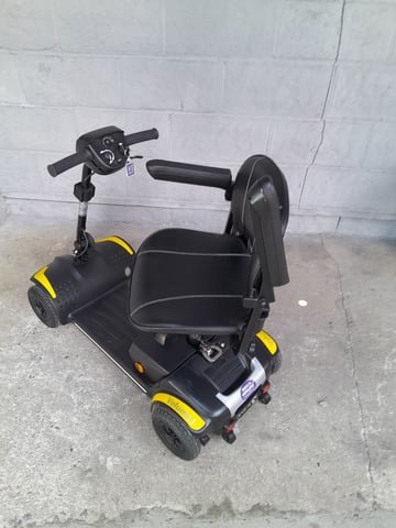 rascal velumili is a lightweight, portable mobility scooter rascal velumili is a lightweight, portable mobility scooter