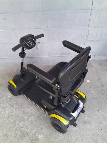rascal velumili is a lightweight, portable mobility scooter rascal velumili is a lightweight, portable mobility scooter