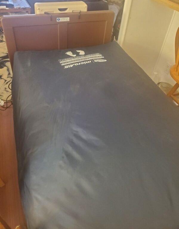 invacare g5510 fully electric hospital bed!