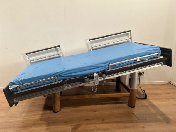 volker 3 section full option electric hospital bed #35a