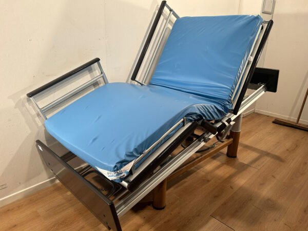 volker 3 section full option electric hospital bed #35a