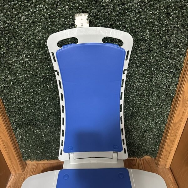 Drive Medical 477150312 Whisper Bath Lift Chair, Blue. - Image 3