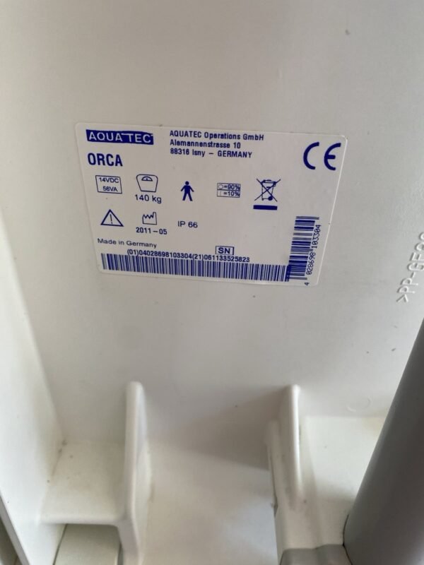 aquatec orca bath lift with operating instructions