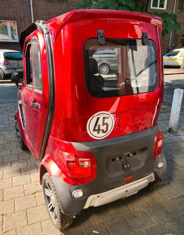 Madat 05 White E Cabin Scooter 45 Km/H 100 Ah Lithium Battery Up To 120 Km Range - Image 9