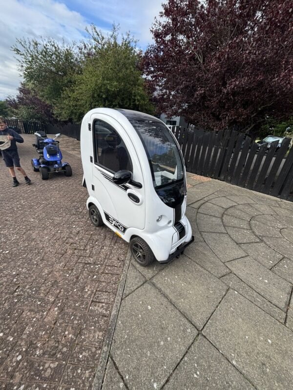 eco cabin mobility scooter signature edition