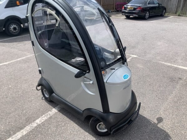 go go elite traveller cabin mobility scooter