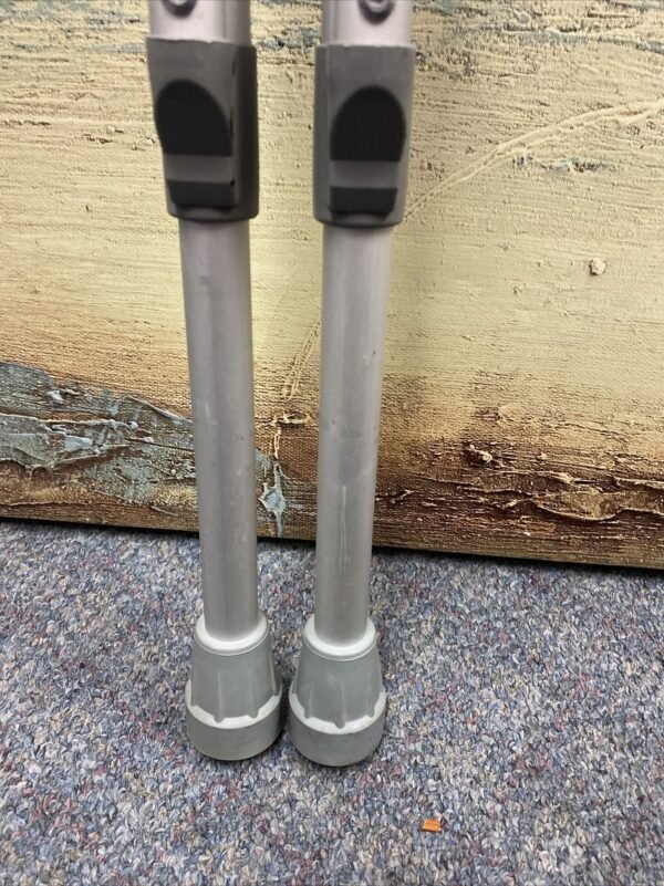 mckesson youth crutches aluminum frame push button underarm up to 300lbs 4" 4'6"