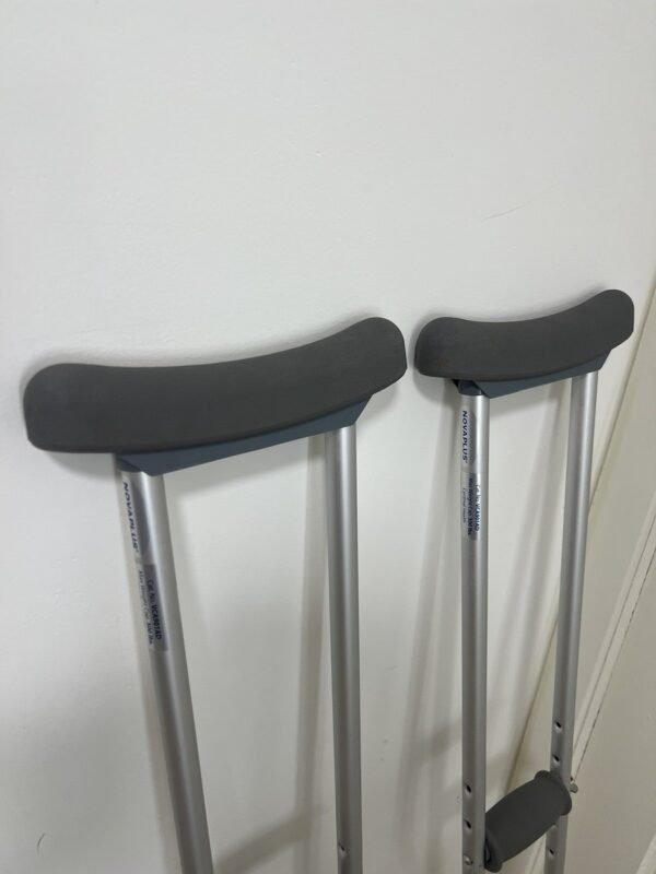 gray crutches for walking height from 5”2 5”10 weight up to 300lbs used few times great condition
