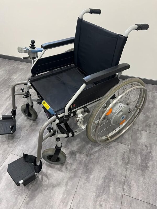 b&b electric wheelchair