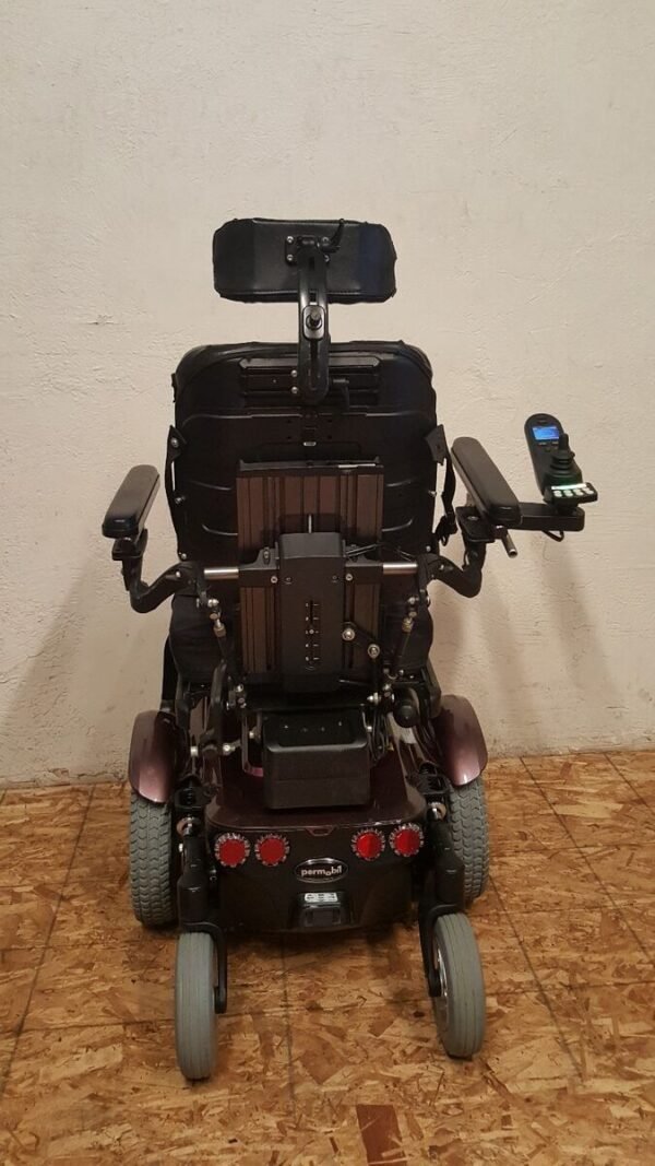 permobil m300 wheelchair with power tilt,recline,legs