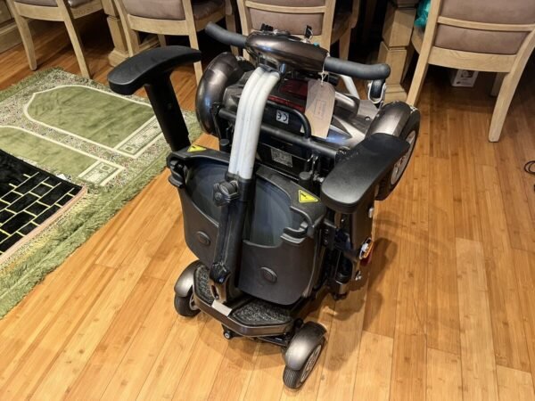 tga minimo plus 4 is a lightweight, folding mobility scooter