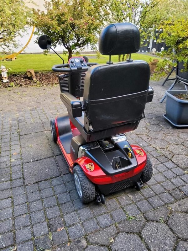 colt deluxe mobility scooter