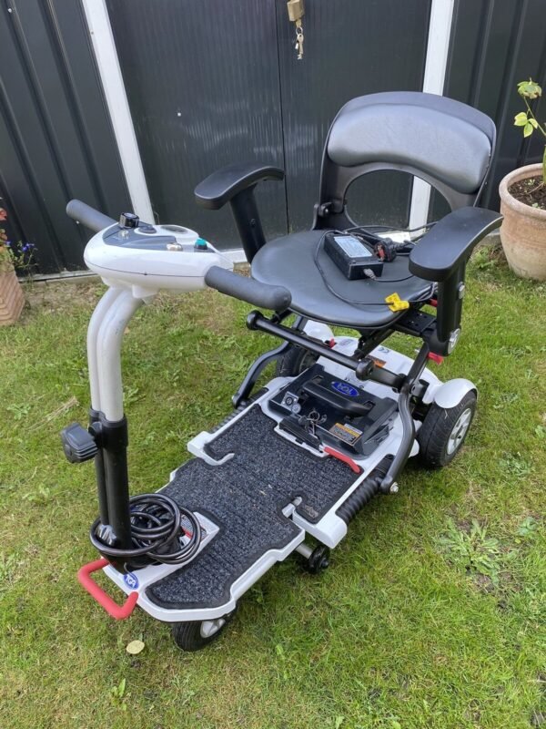 tga minimo folding mobility scooter