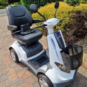 heartway aviator mobility scooter, available in s8 and s8x model
