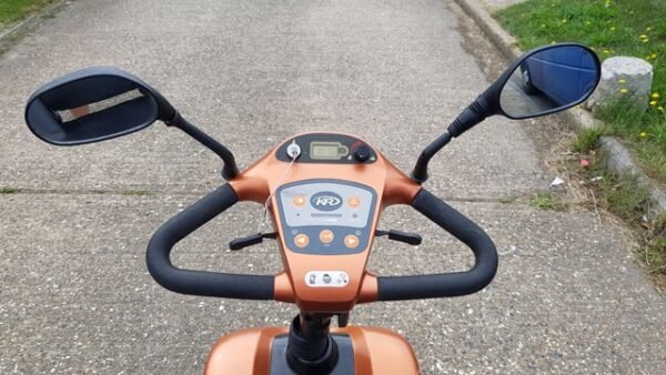 komfi rider 8000 is a sleek and compact 8mph mobility scooter