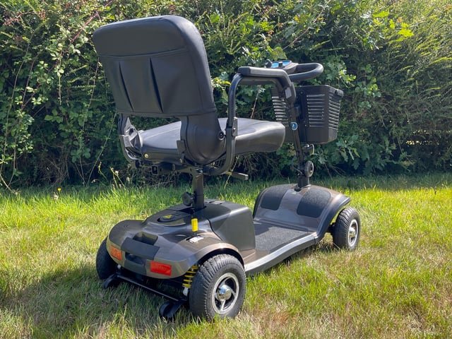 the one rehab vantage mobility scooter the one rehab vantage mobility scooter