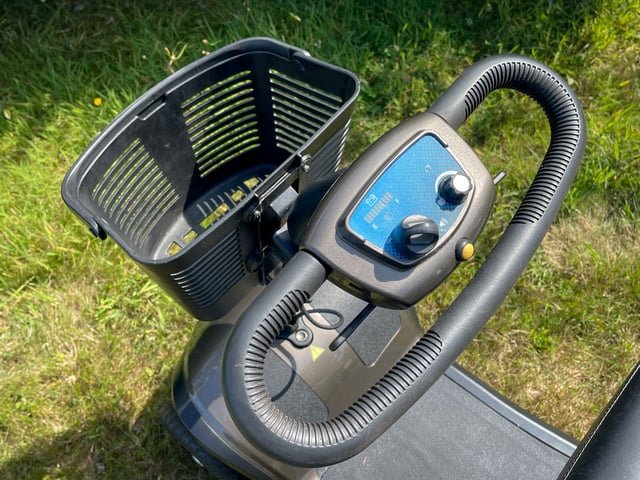 the one rehab vantage mobility scooter the one rehab vantage mobility scooter