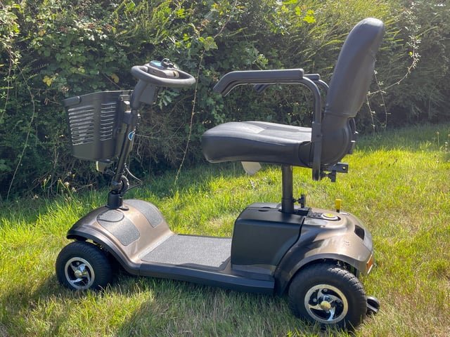 the one rehab vantage mobility scooter the one rehab vantage mobility scooter