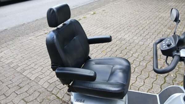 mobilis m84 pro mobility scooter