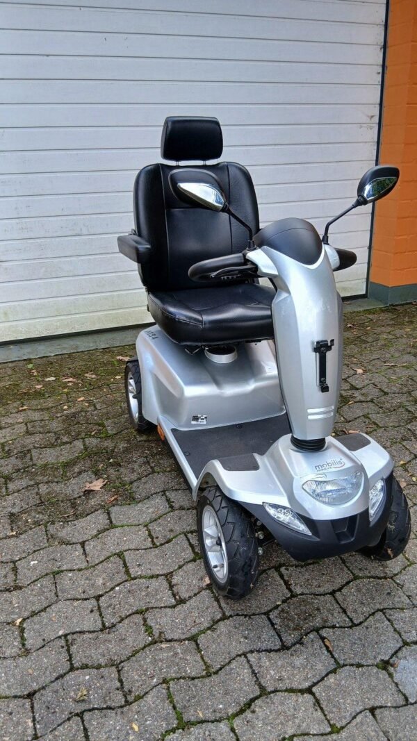 mobilis m84 pro mobility scooter