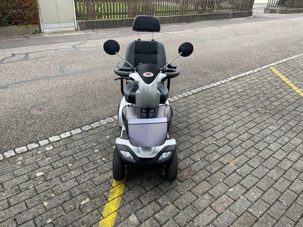 the invacare leo mobility scooter the invacare leo mobility scooter