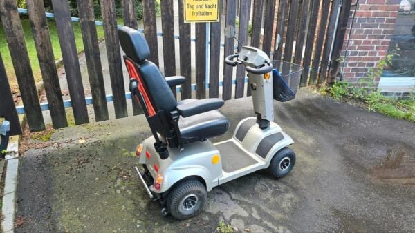 invacare leo mobility scooter