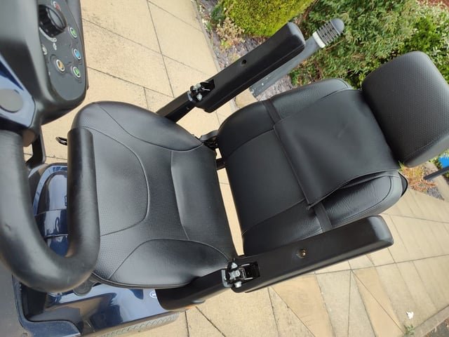 2021 invacare comet pro electric mobility scooter 2021 invacare comet pro electric mobility scooter