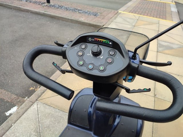 2021 invacare comet pro electric mobility scooter 2021 invacare comet pro electric mobility scooter